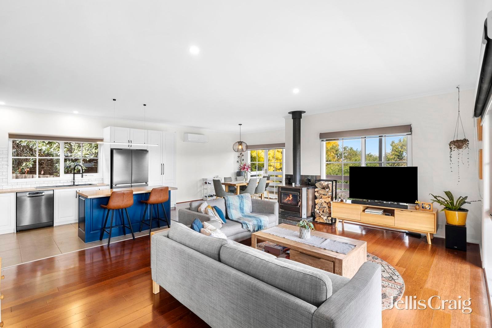 2 Albert Lane, Daylesford image 4