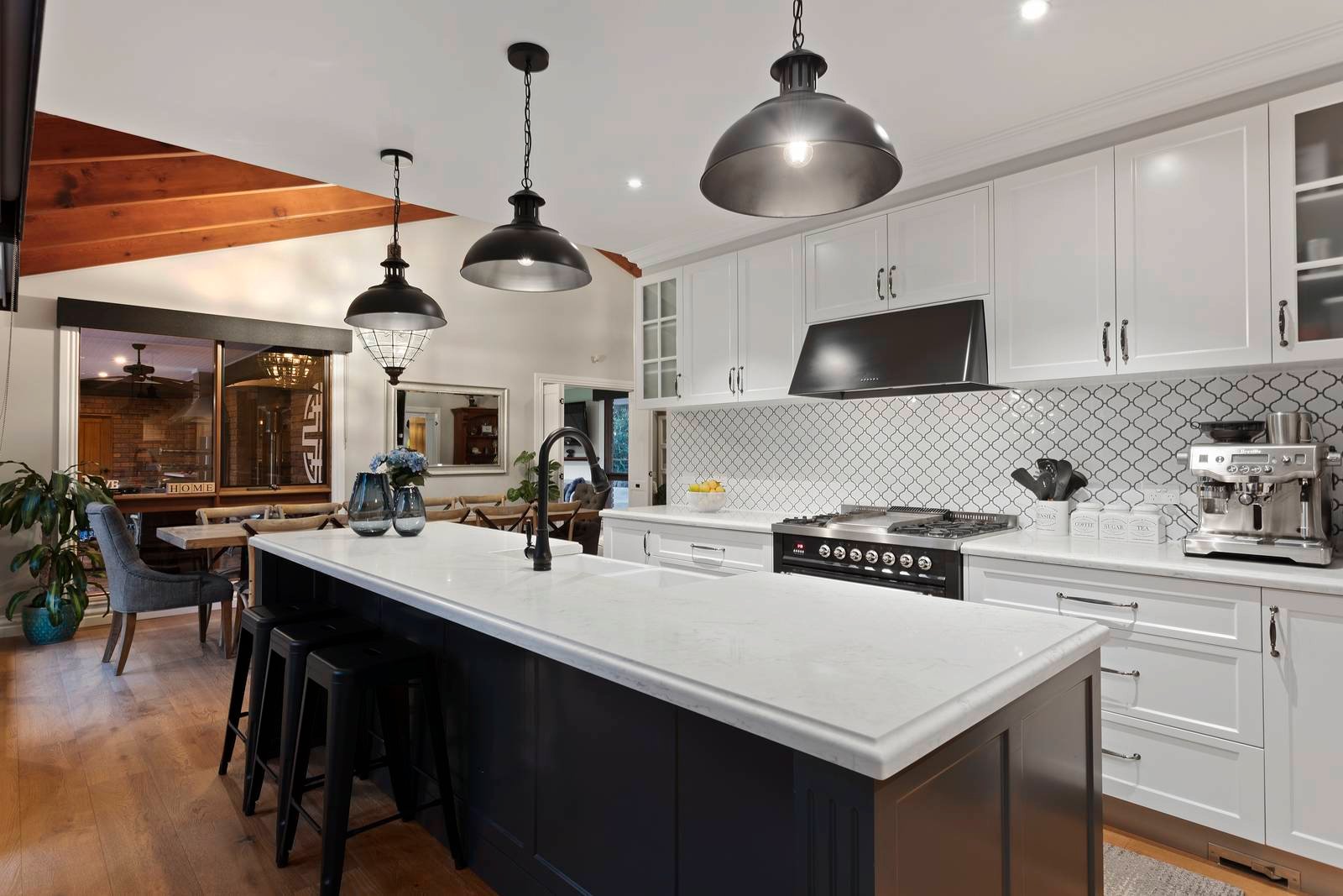 Property Gallery Thumbnail 4