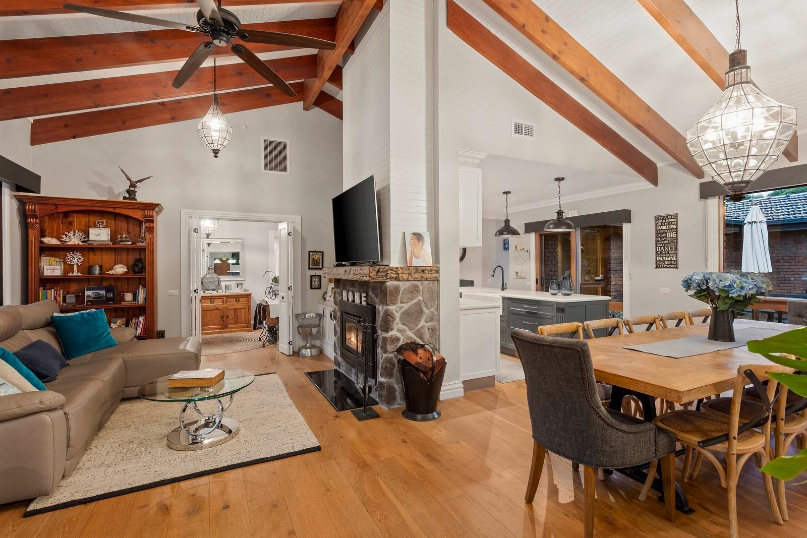 Property Gallery Thumbnail 6