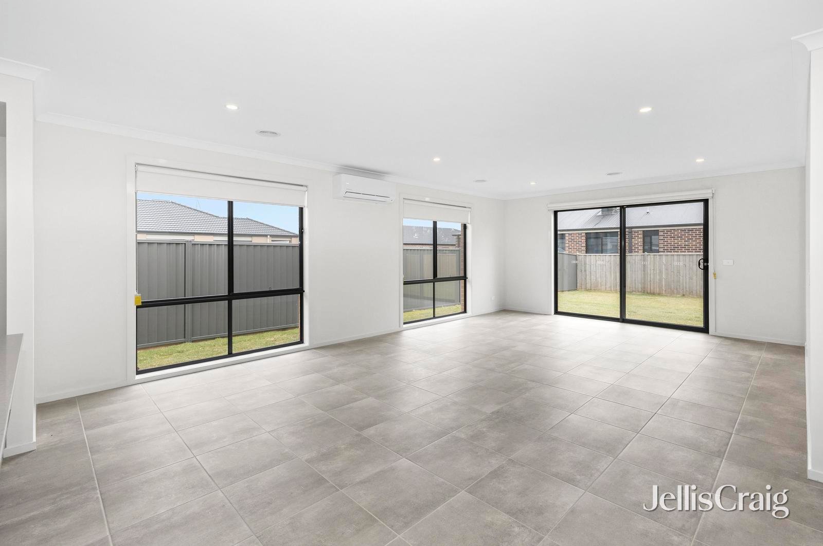 2 Alto Grange, Winter&nbsp;Valley image 2