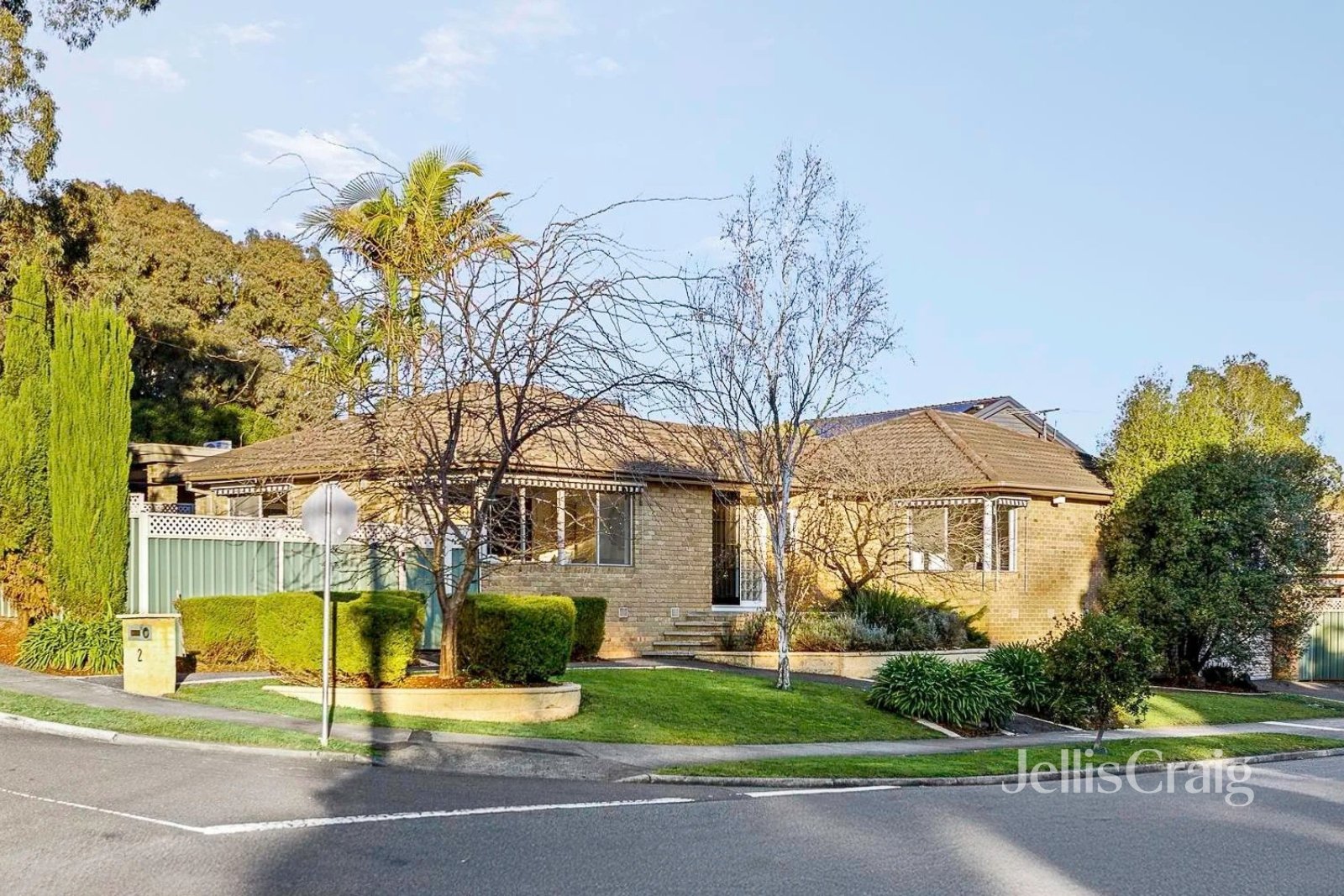 2 Aminya Crescent, Yallambie image 3