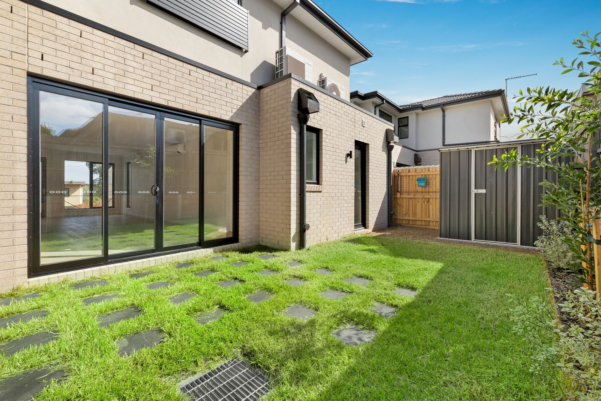 2 Aranga Crescent, Donvale image 8