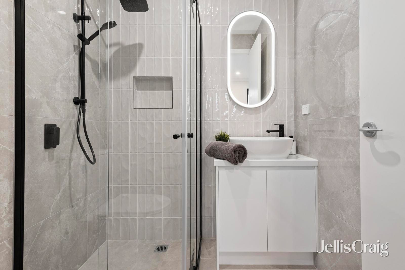 2 Aranga Crescent, Donvale image 14