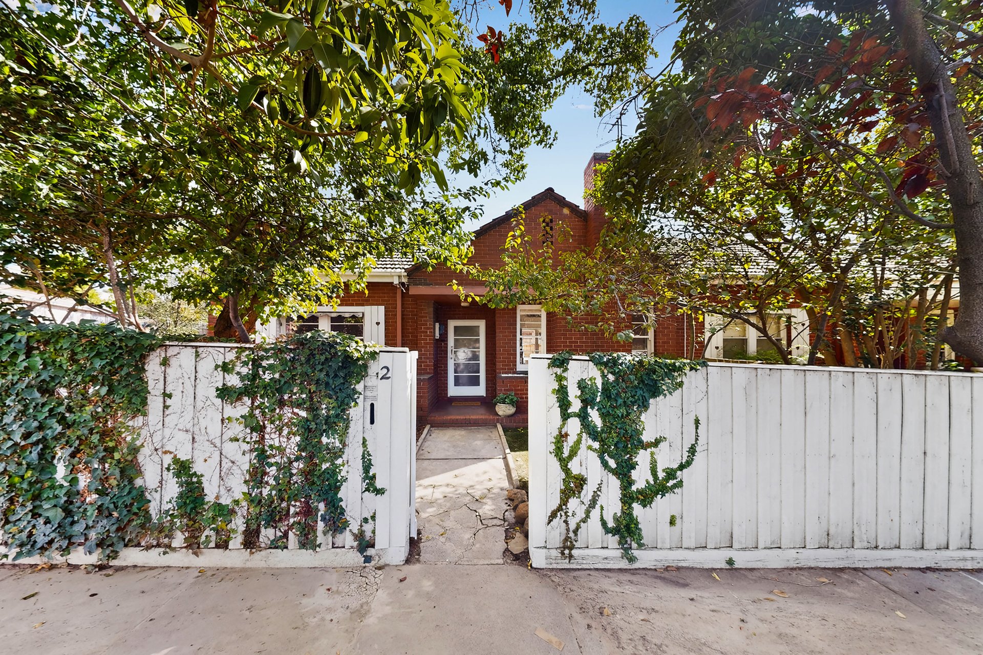 2 Ardene Court, Hawthorn image 1