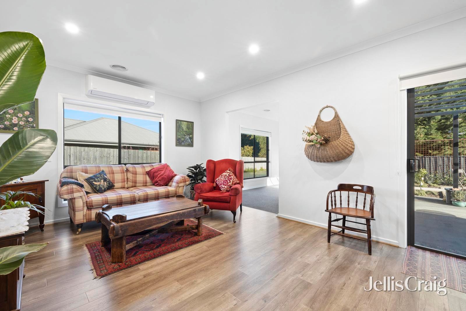 2 Armstrong Court, Kyneton image 6