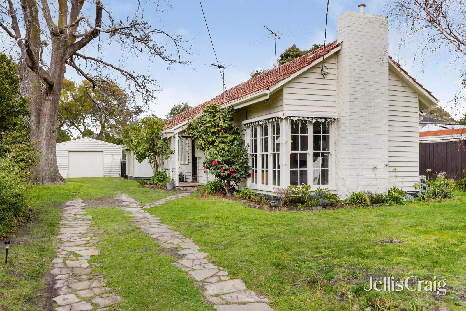2 Armstrong Street, Beaumaris image 1