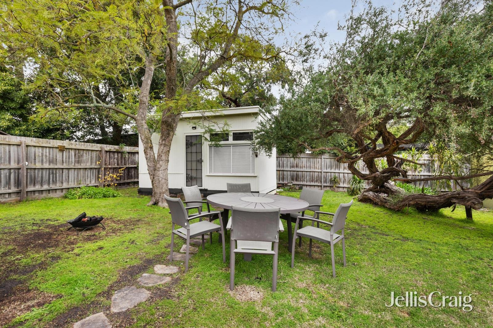 2 Armstrong Street, Beaumaris image 11