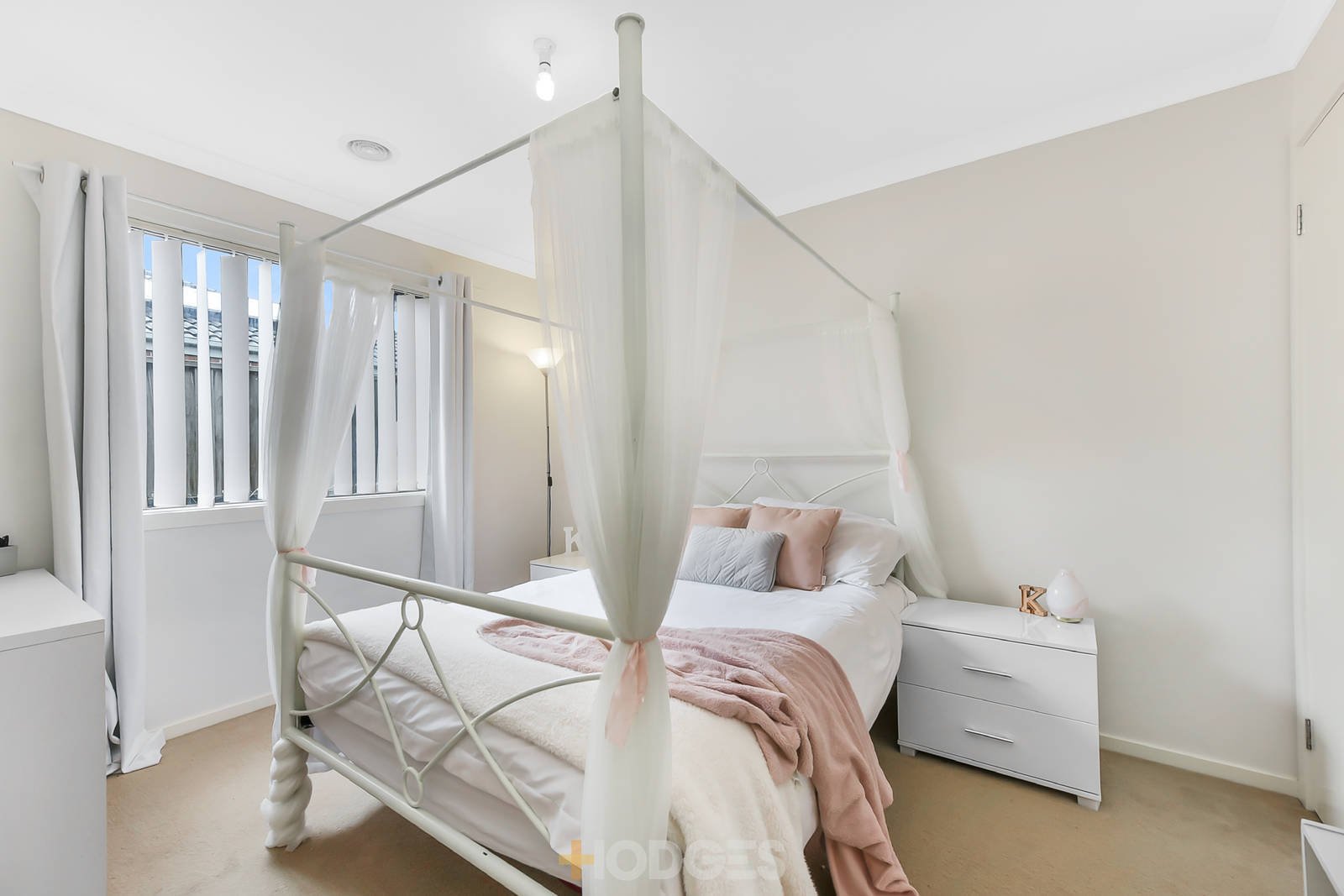 2 Armstrong Street Cranbourne East