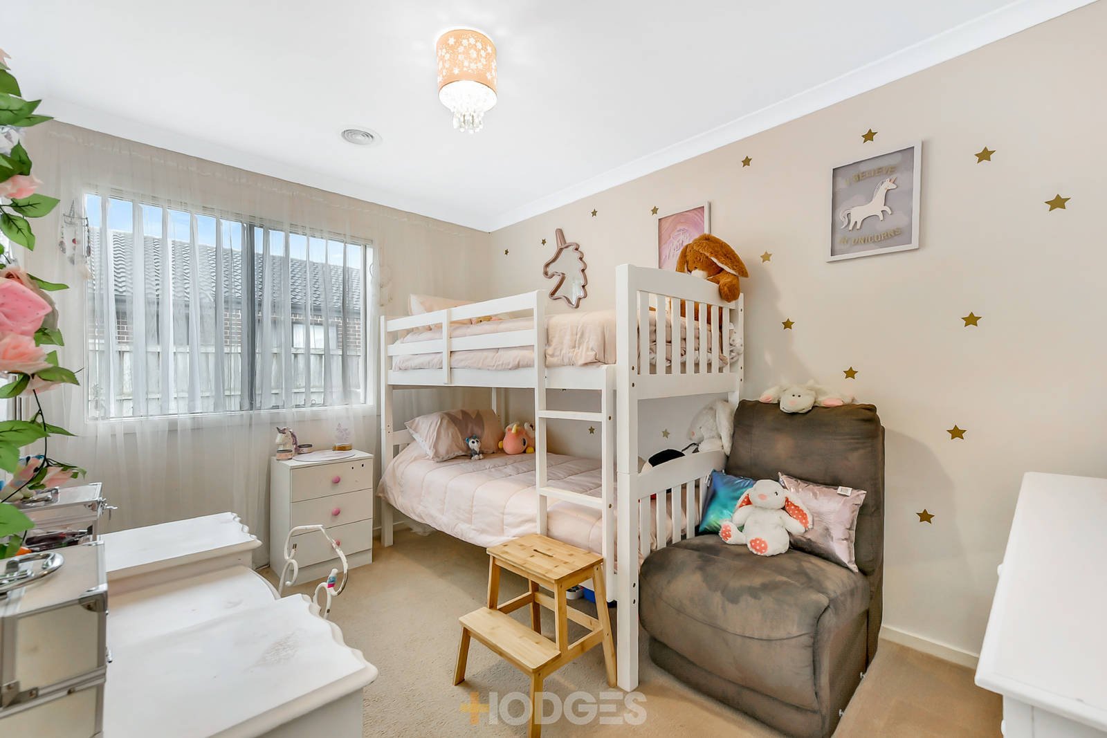 2 Armstrong Street Cranbourne East