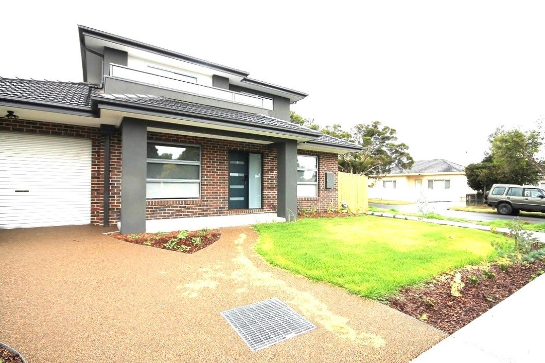 Property Gallery - Main Image