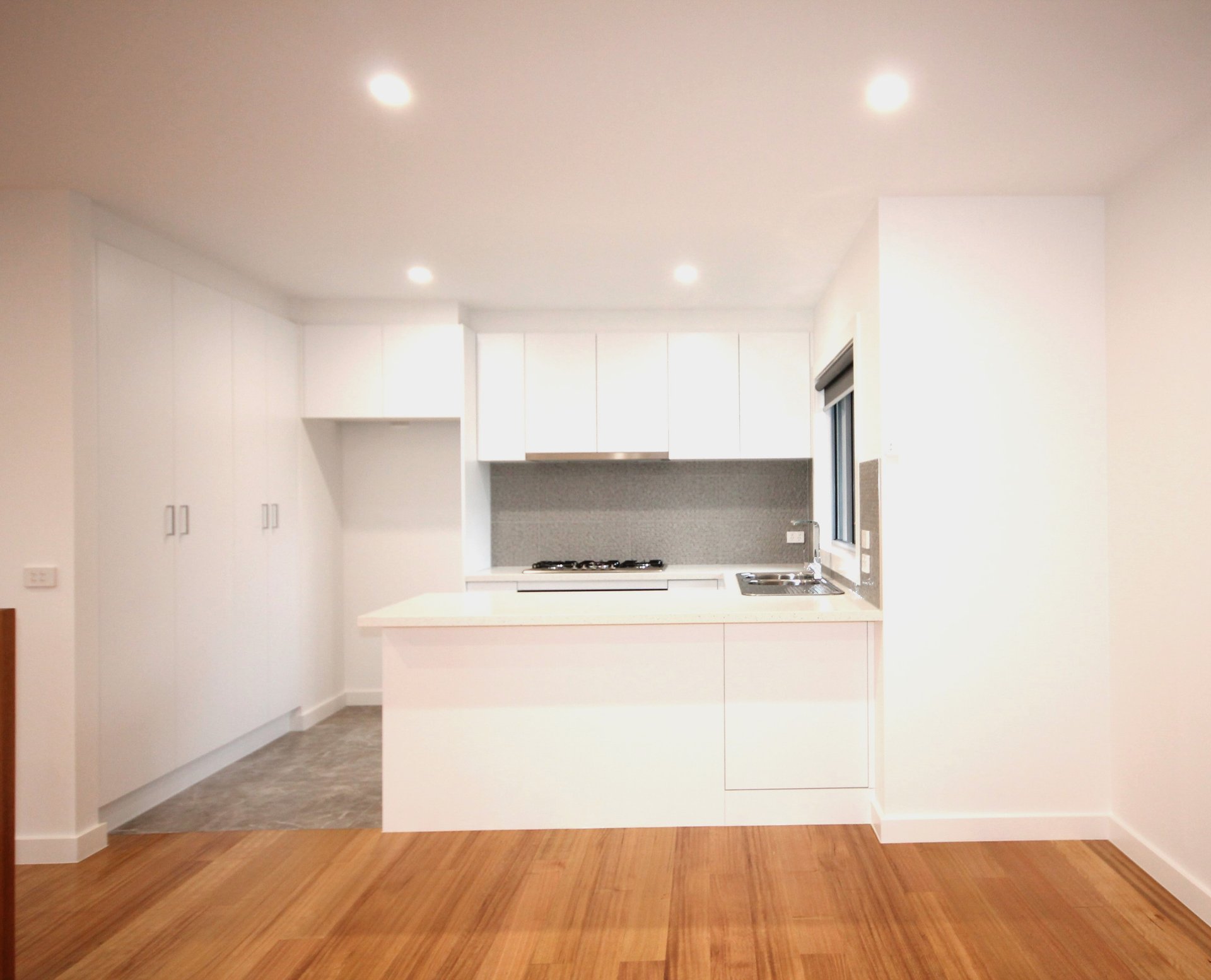 Property Gallery Thumbnail 4