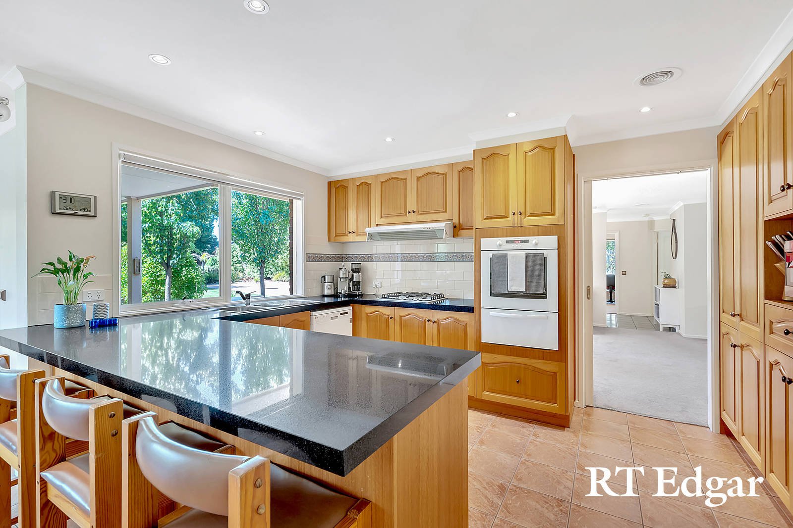Property Gallery Thumbnail 8