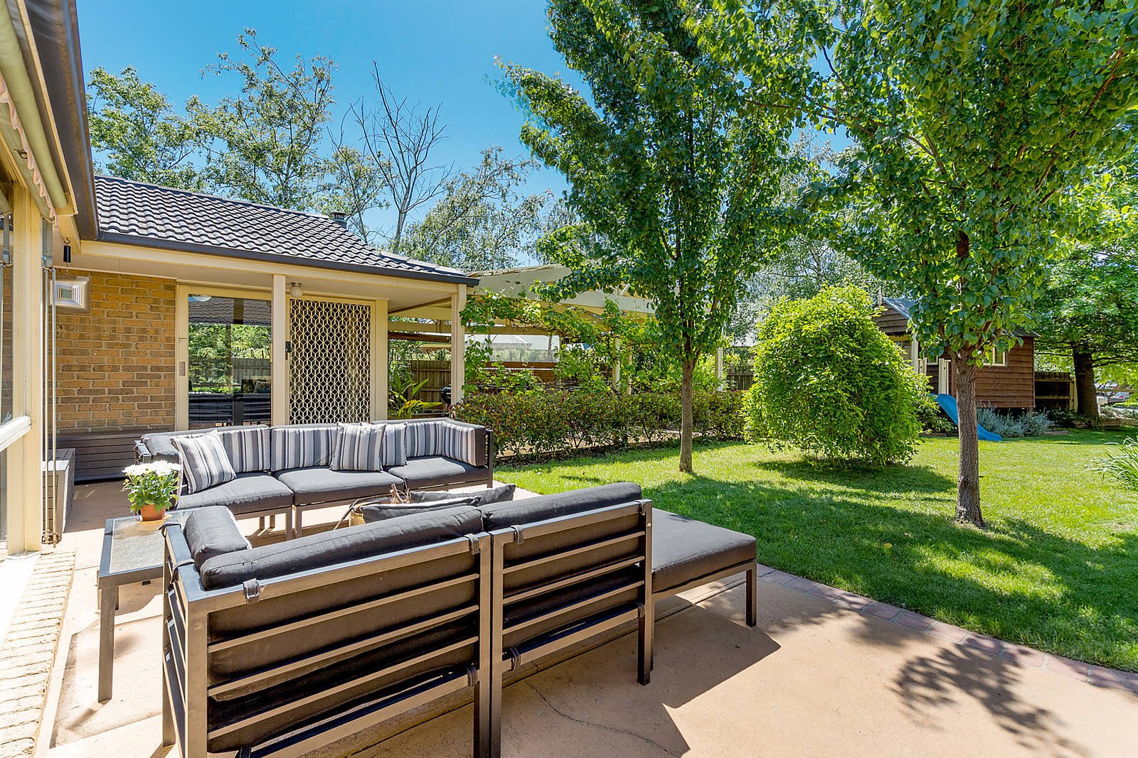 Property Gallery Thumbnail 17