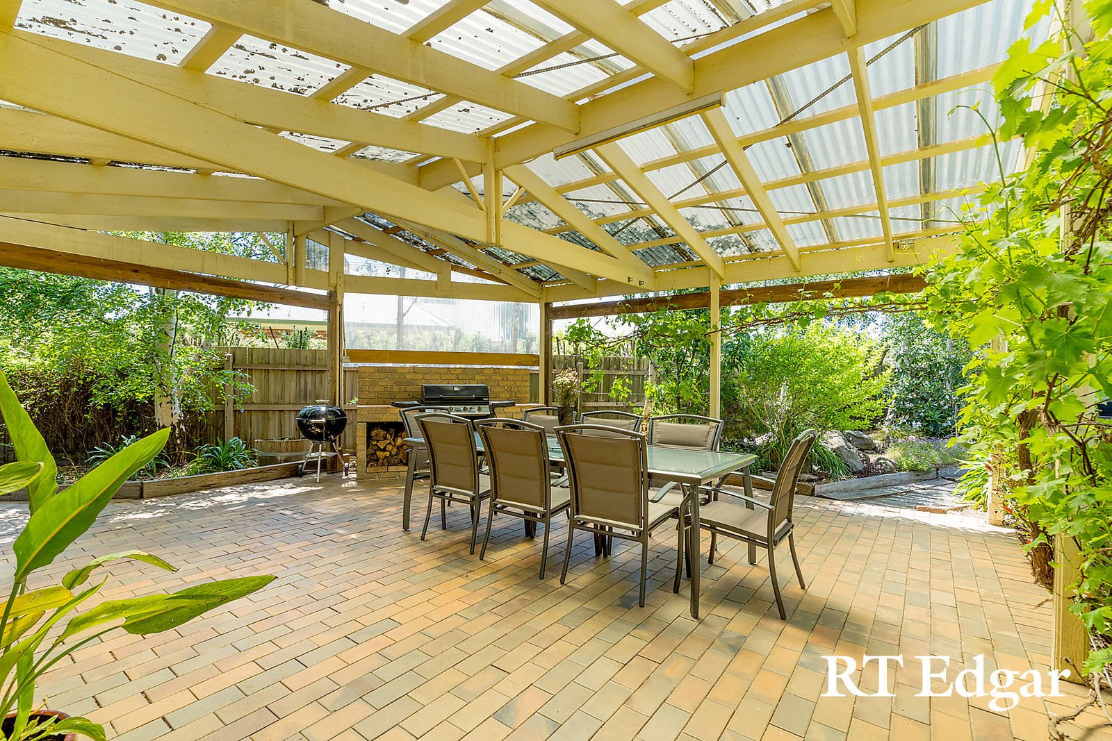 Property Gallery Thumbnail 23