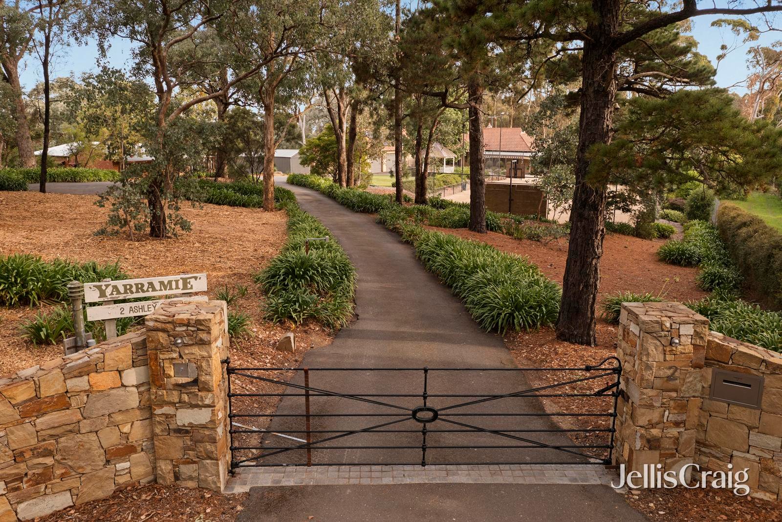 2 Ashley Court, Research image 2