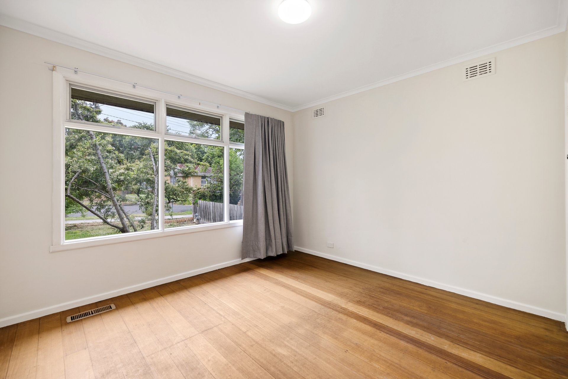 2 Ashmore Road, Forest&nbsp;Hill image 5