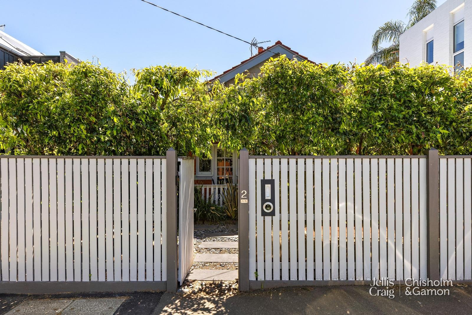2 Austin Avenue, Elwood image 21