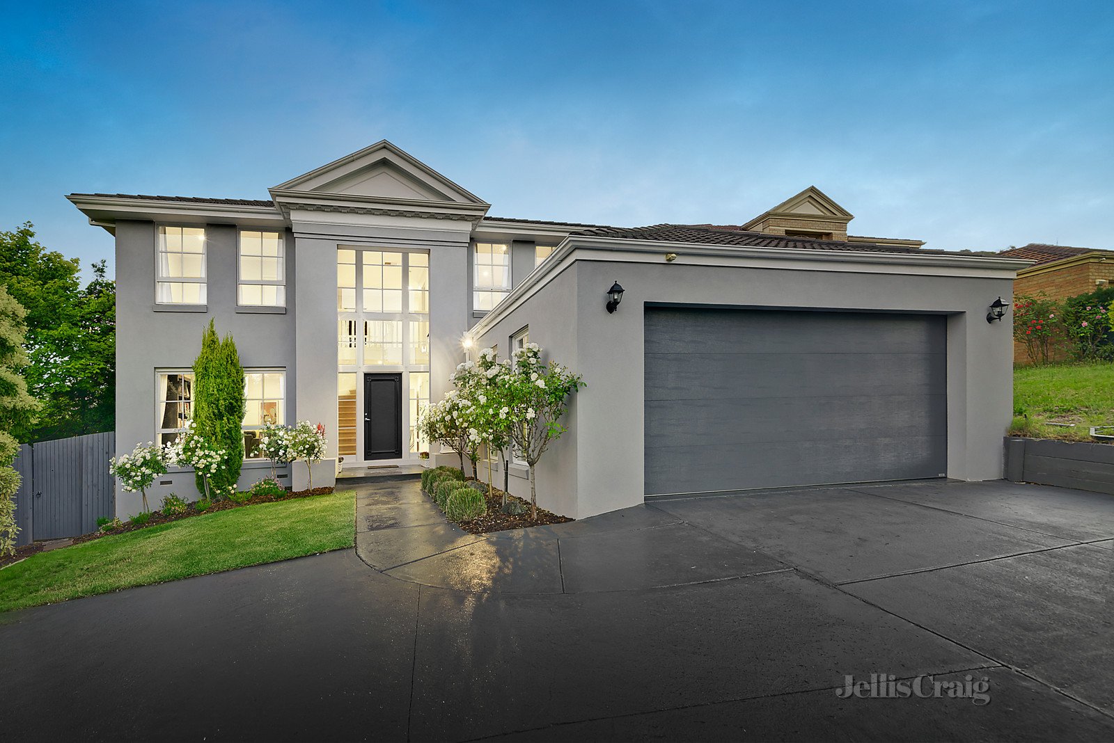 2 Balcombe Court, Donvale image 1