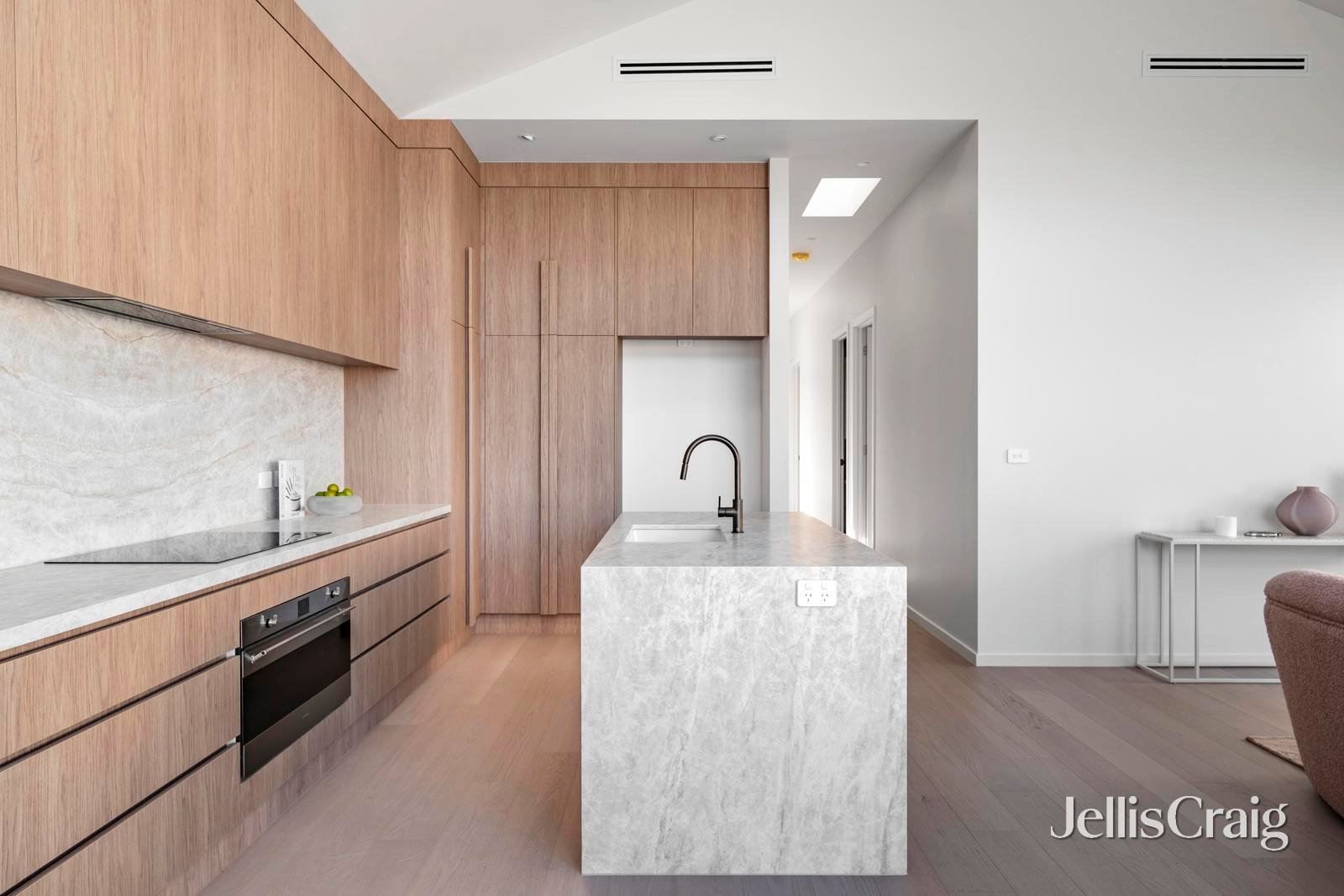 2 Balmoral Avenue, Brunswick&nbsp;East image 4