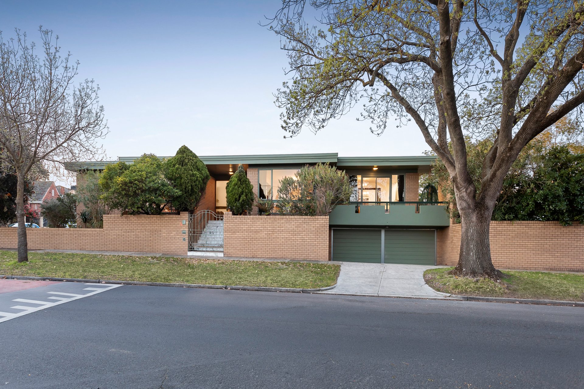Property Gallery - Main Image