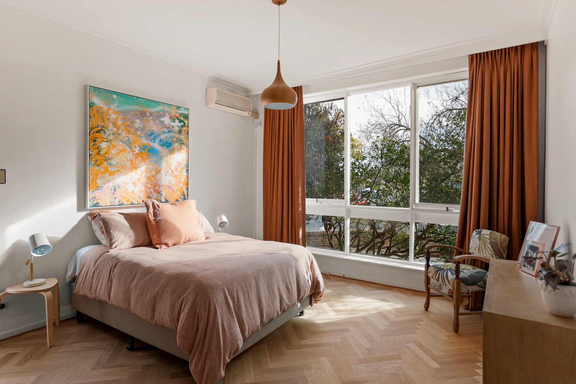 Property Gallery Thumbnail 16