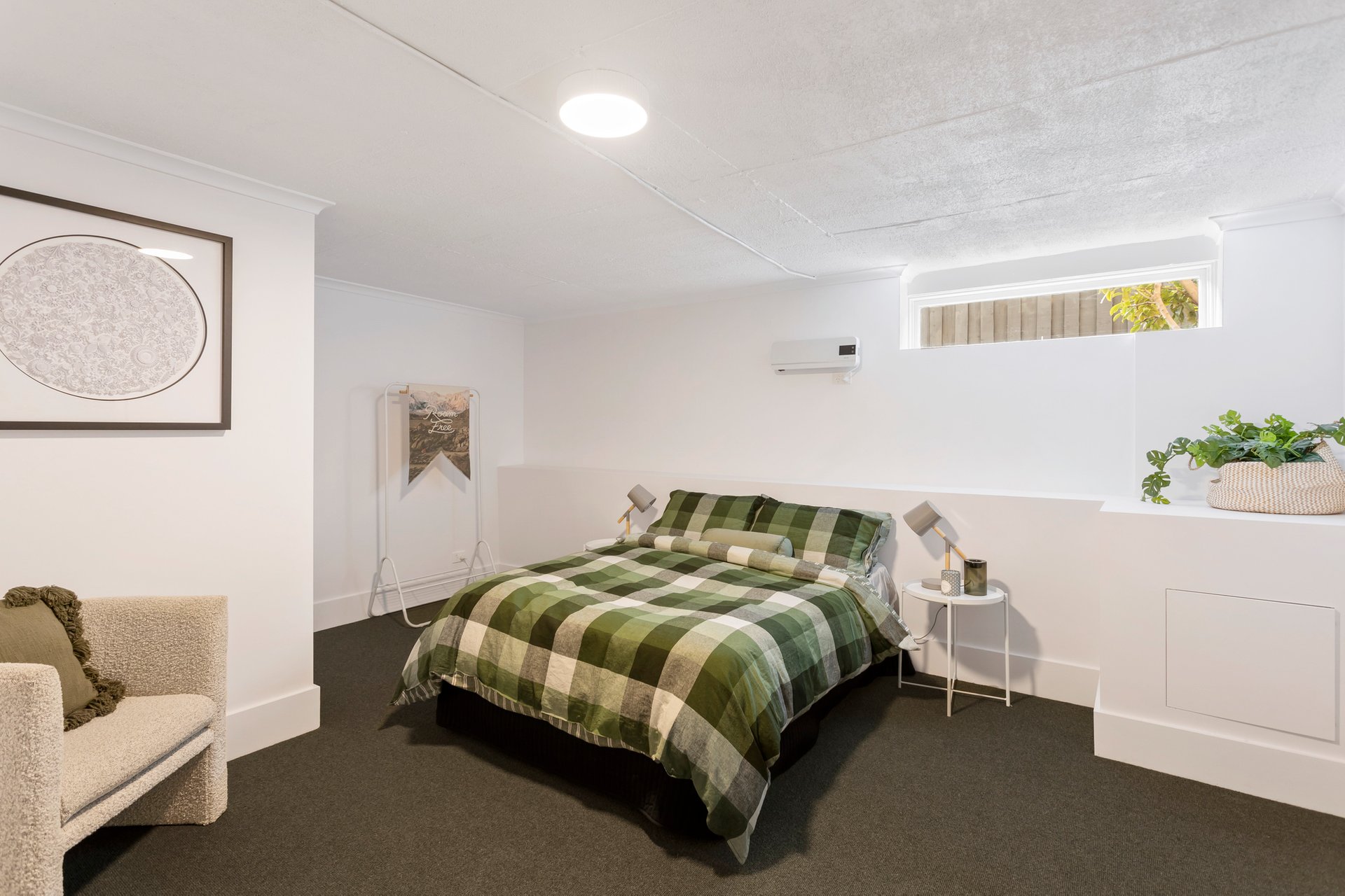 Property Gallery Thumbnail 22