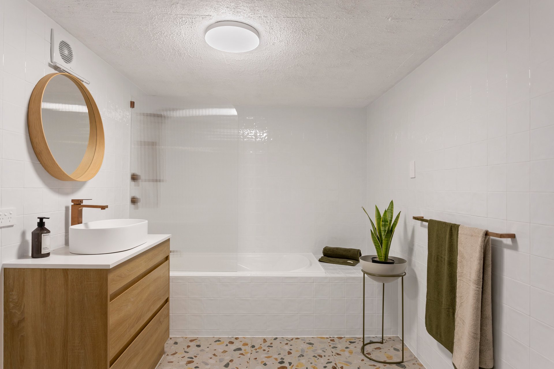 Property Gallery Thumbnail 24