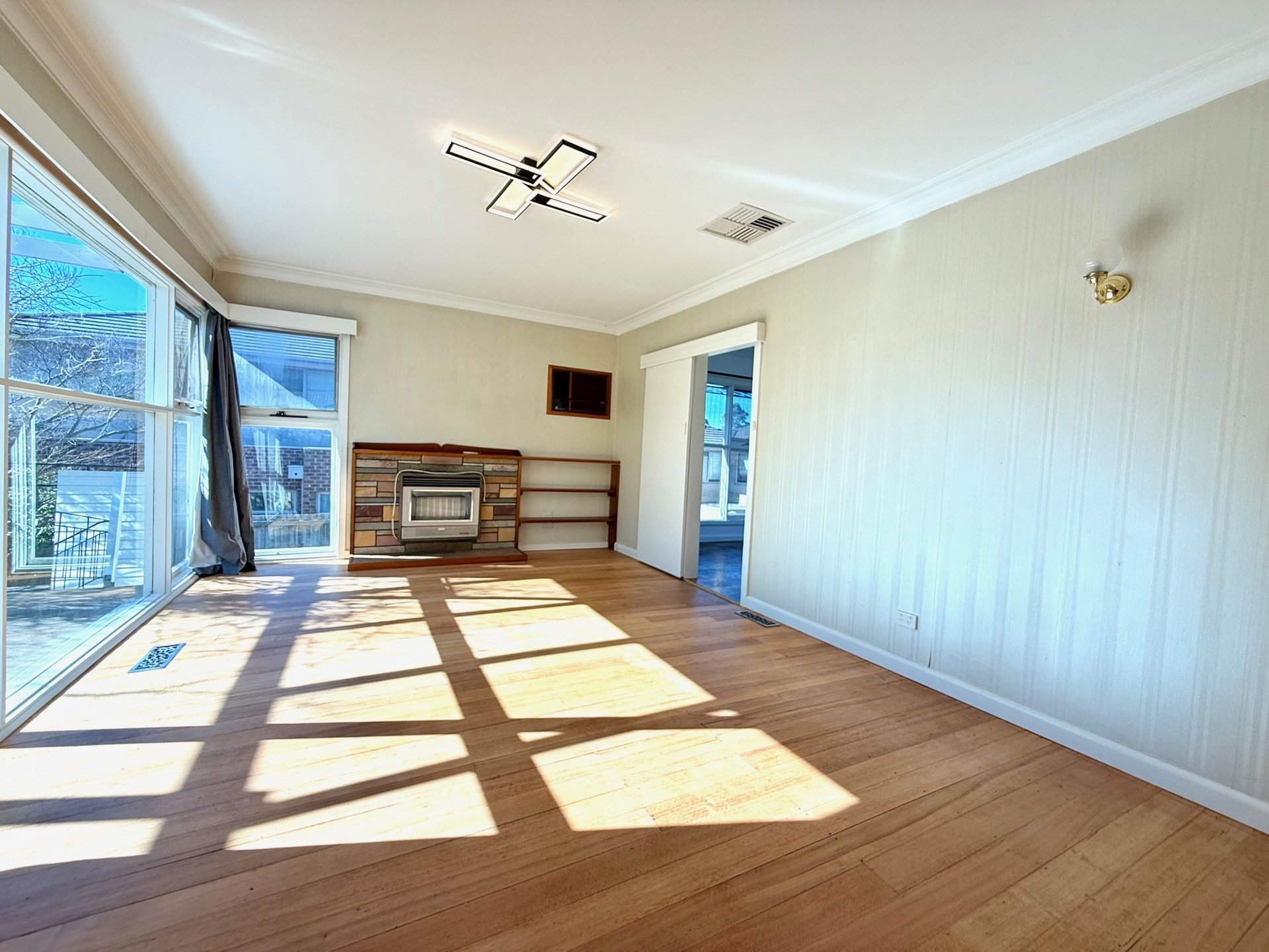 2 Baratta Street, Doncaster East image 3
