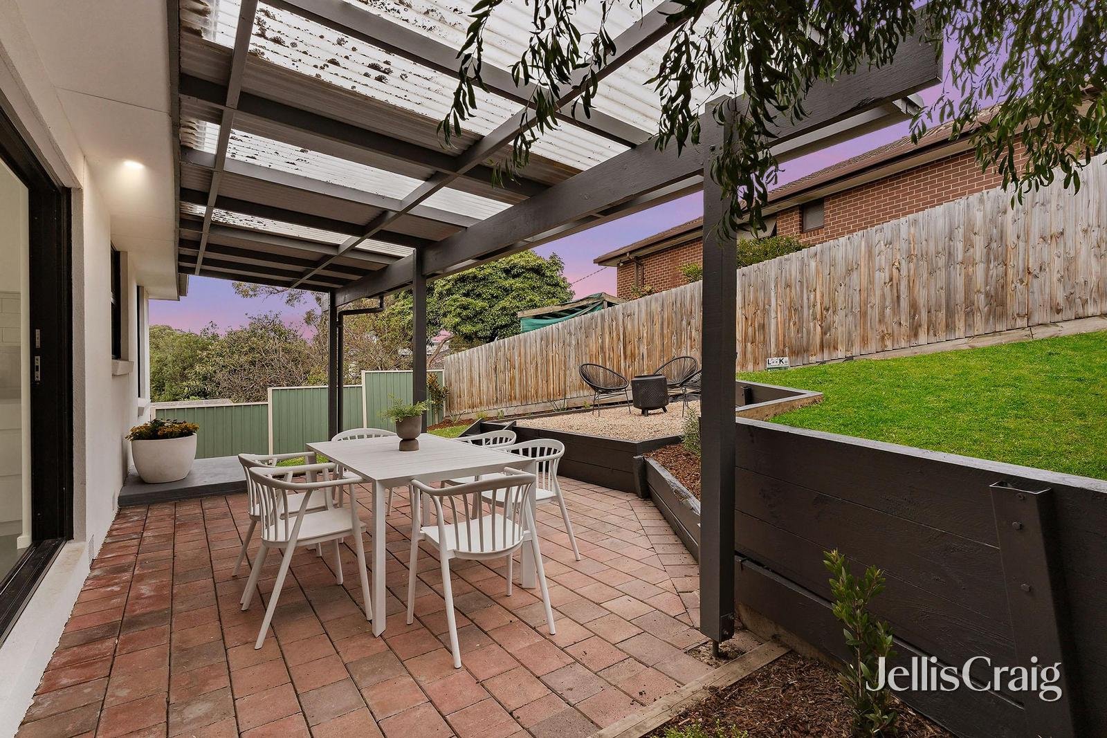 2 Barbara Crescent, Avondale Heights image 10