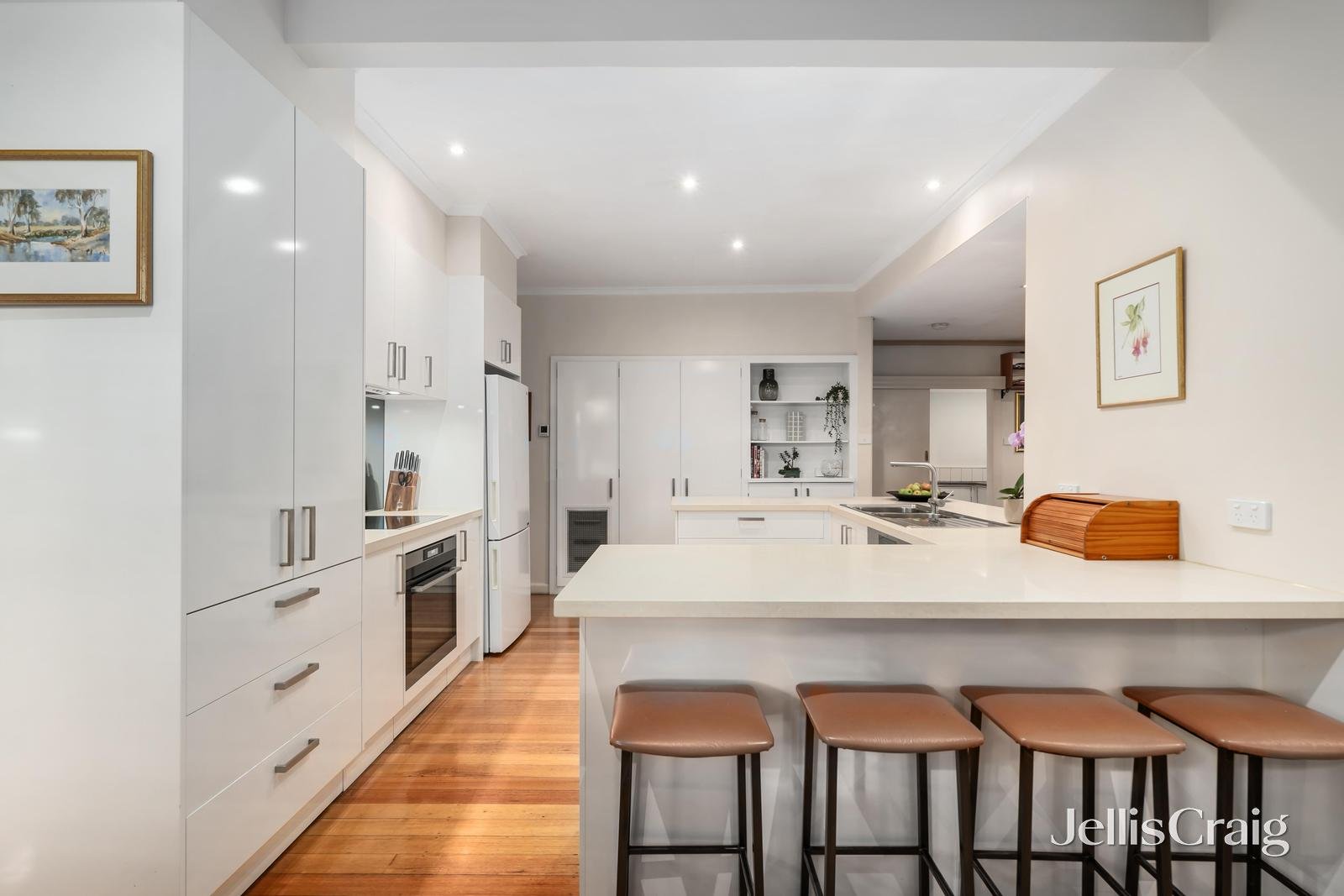 2 Barrina Street, Blackburn South image 6