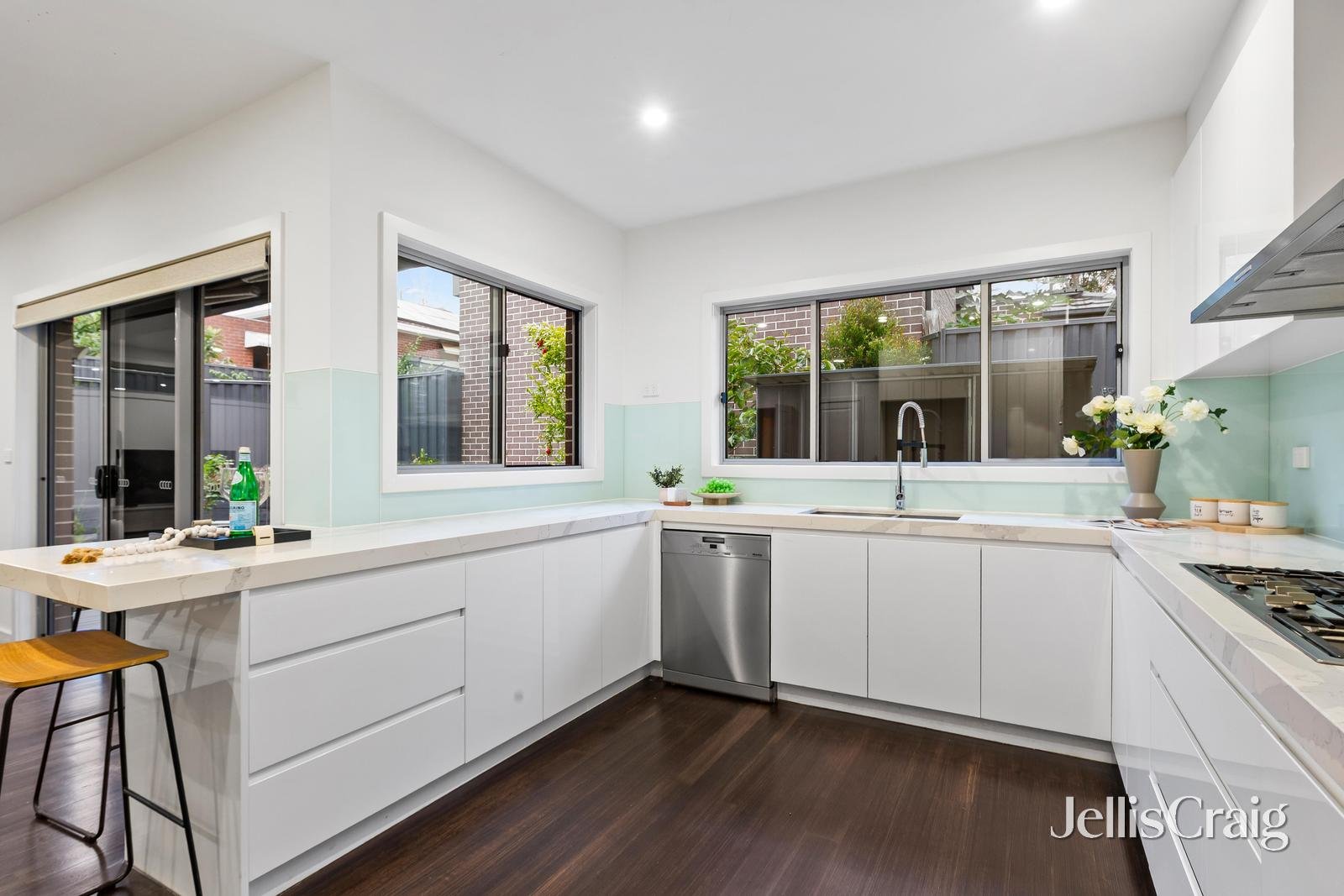 2 Bellara Street, Doncaster image 5