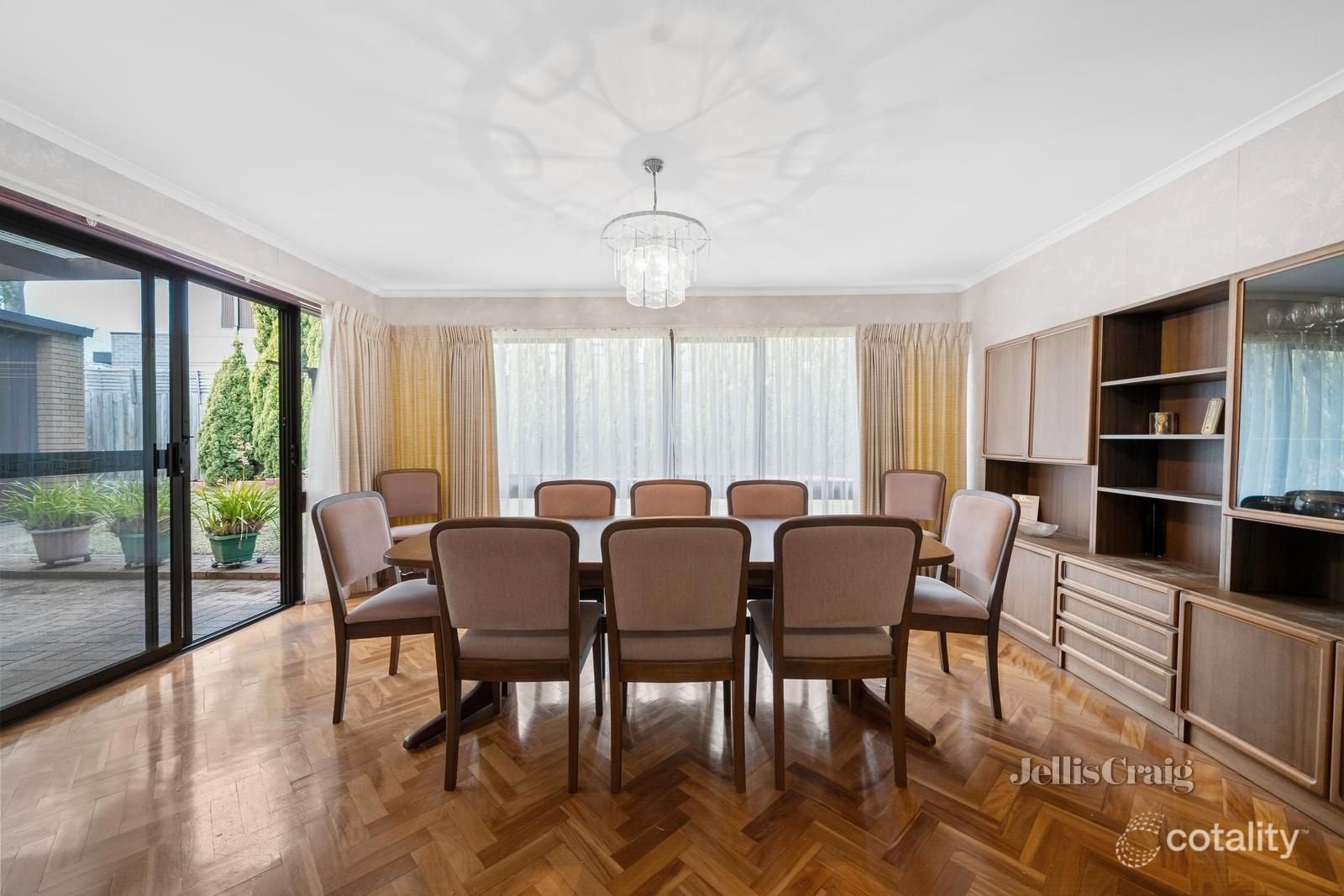 2 Belvedere Avenue, Wheelers Hill image 5