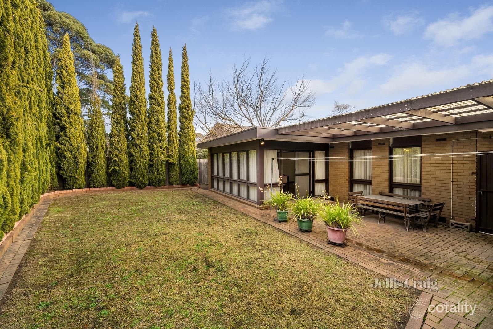 2 Belvedere Avenue, Wheelers Hill image 8