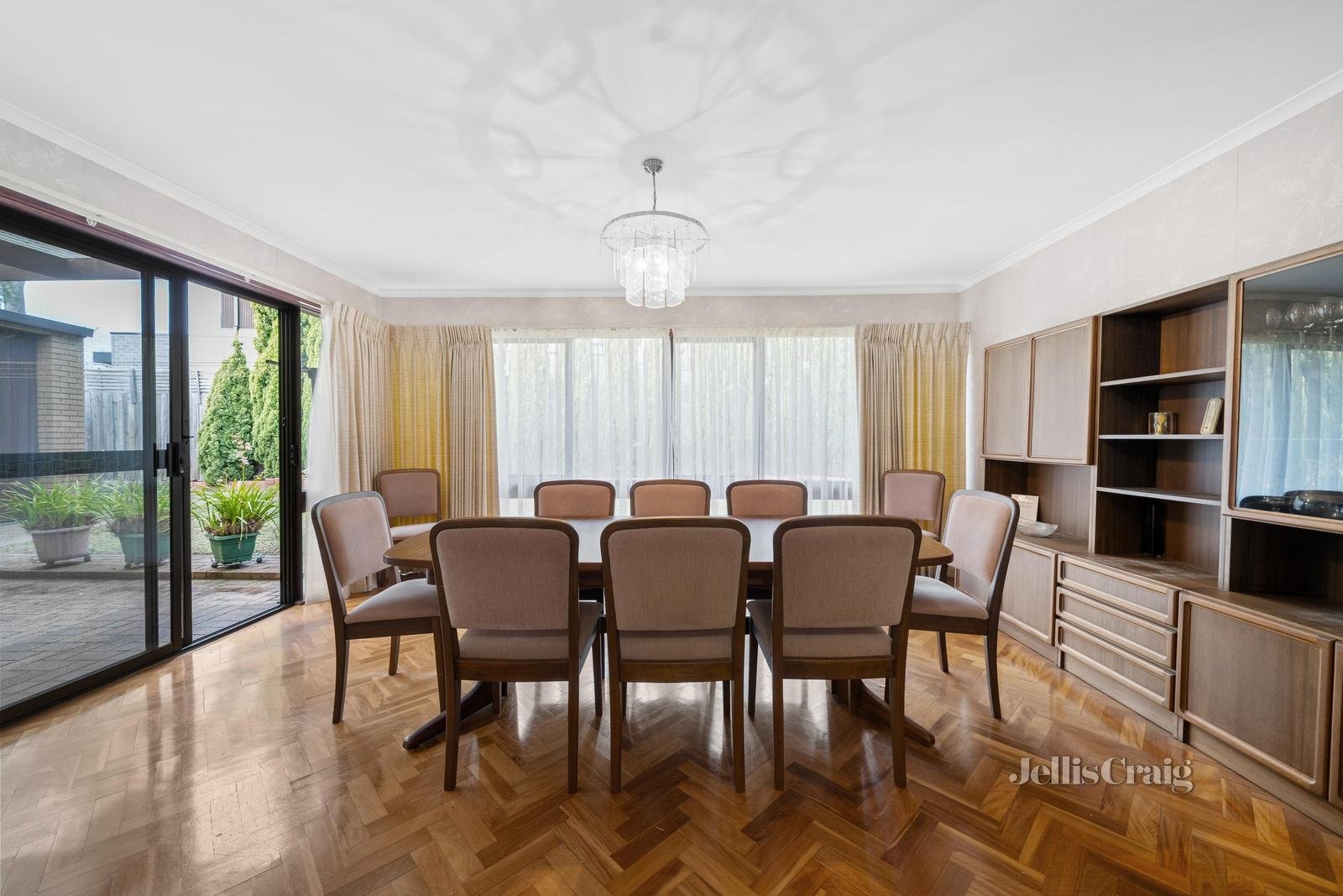 2 Belvedere Avenue, Wheelers Hill image 6