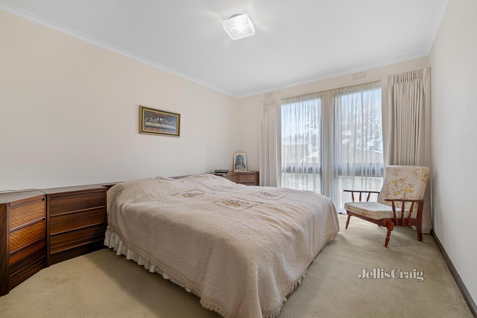 2 Belvedere Avenue, Wheelers Hill image 8