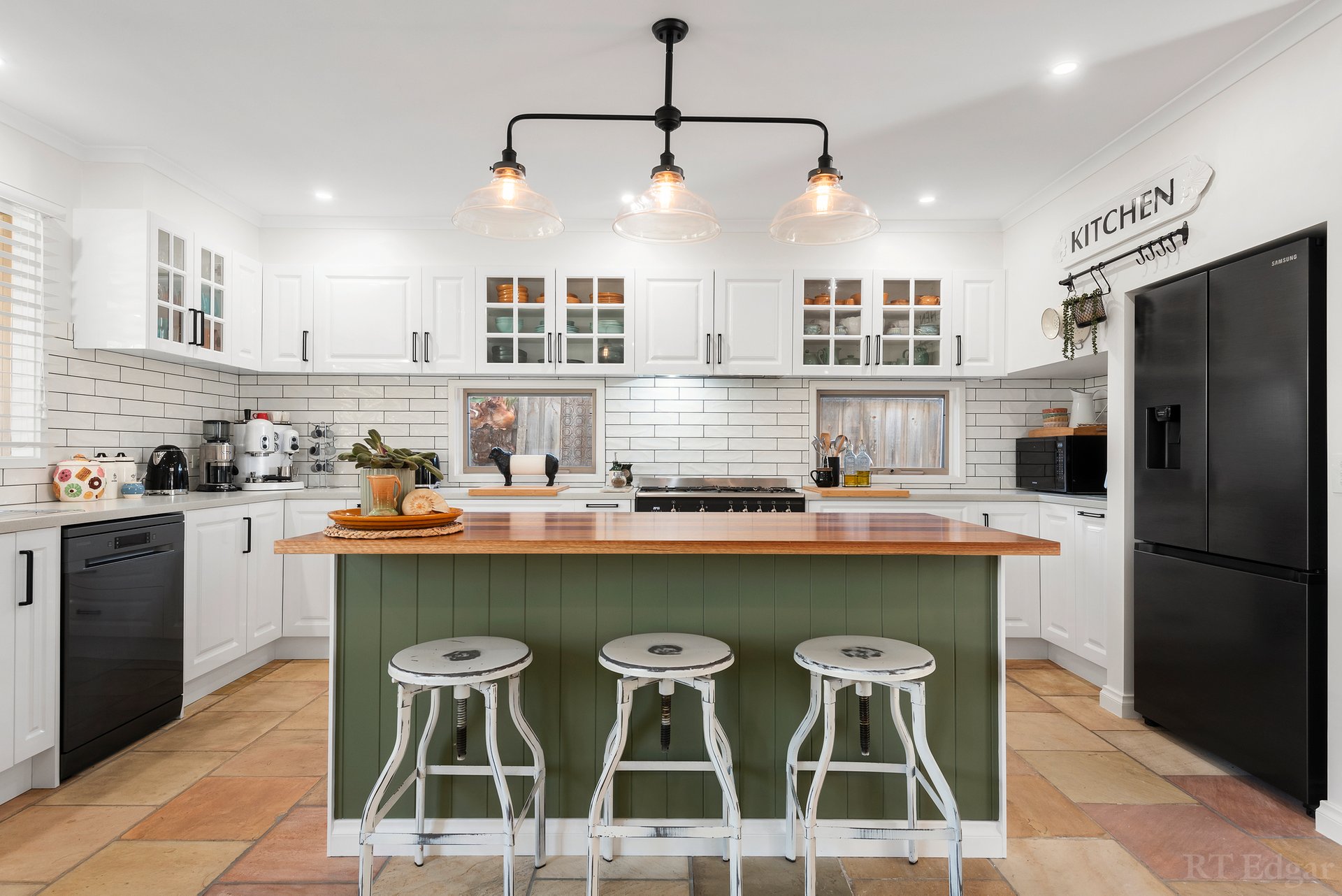 Property Gallery - Main Image