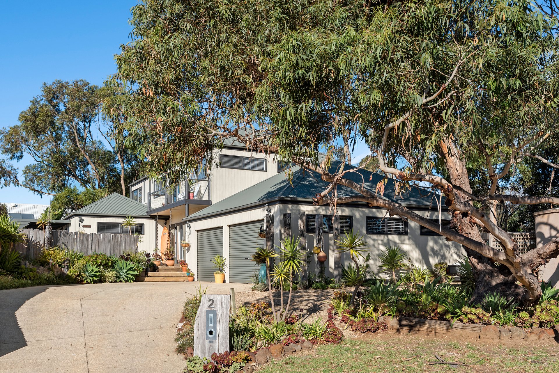 Property Gallery Thumbnail 3