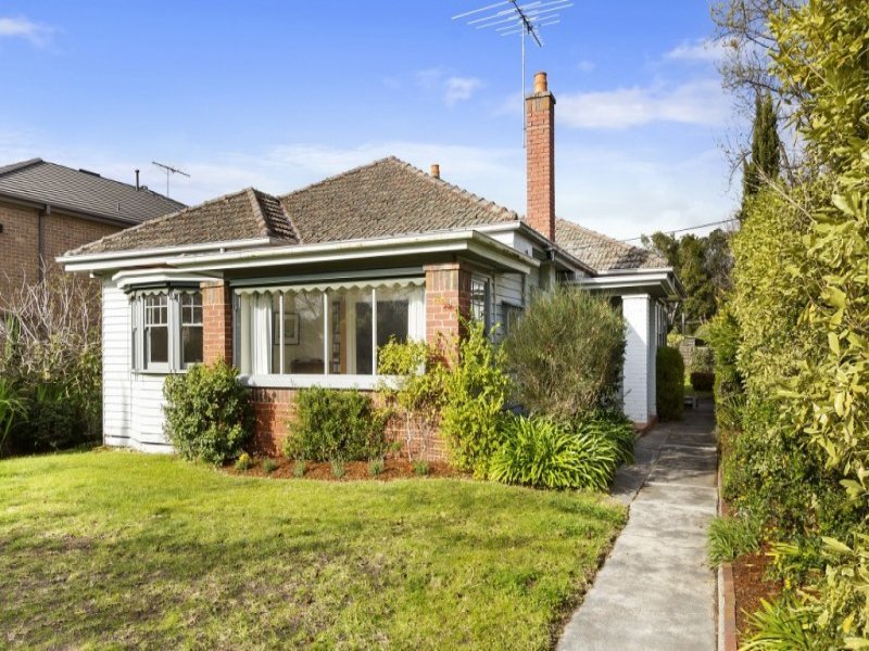 2 Bennett Street, Balwyn image 2
