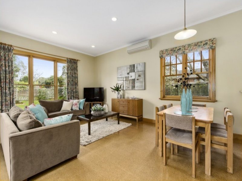 2 Bennett Street, Balwyn image 4