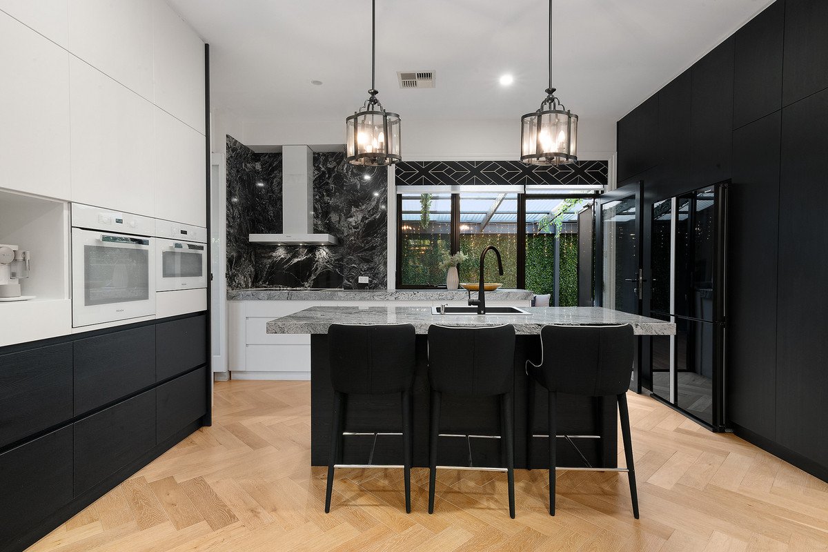 2 Beresford Street, Mont Albert image 4