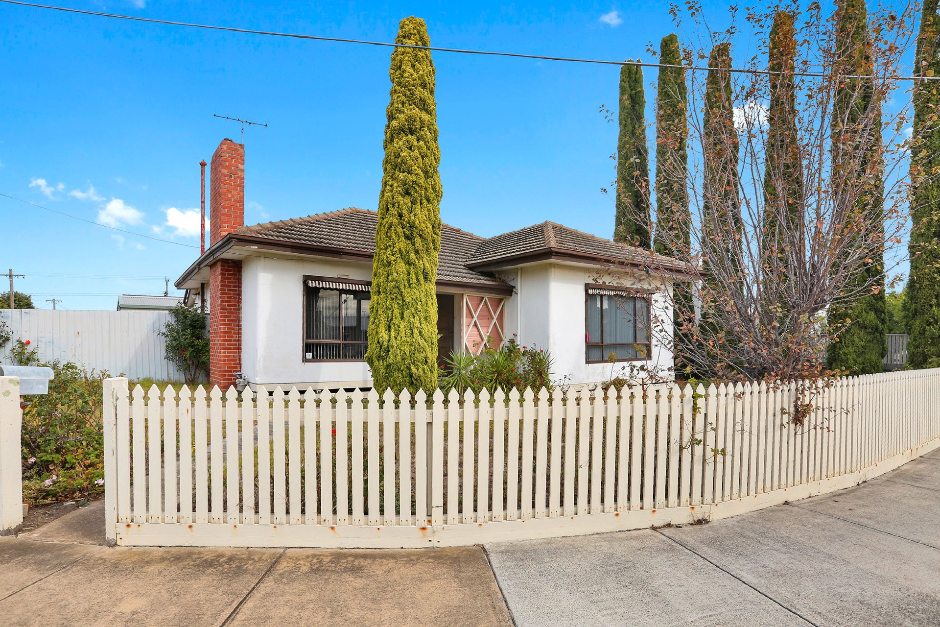 2 Birdsey Street, Thomson image 1