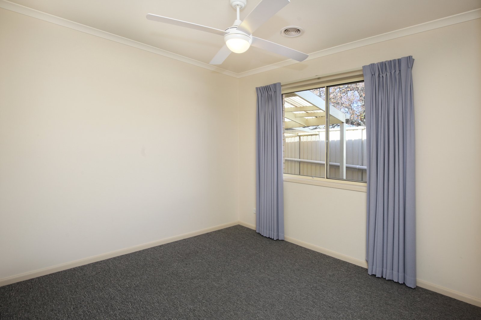 Property Gallery Thumbnail 10