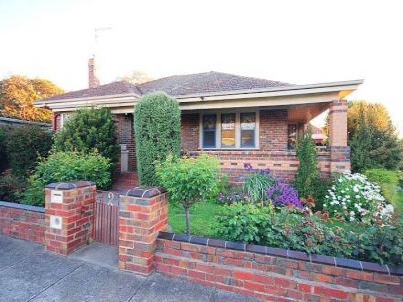 2 Blair Street, Golden Point image 1