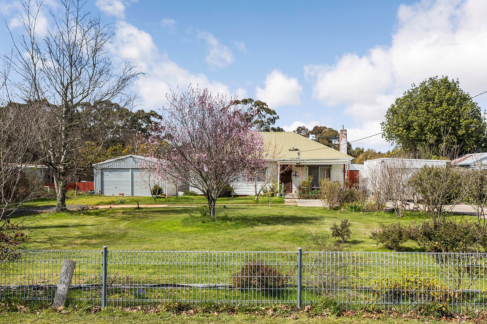 2 Blue Mount Road, Trentham image 2