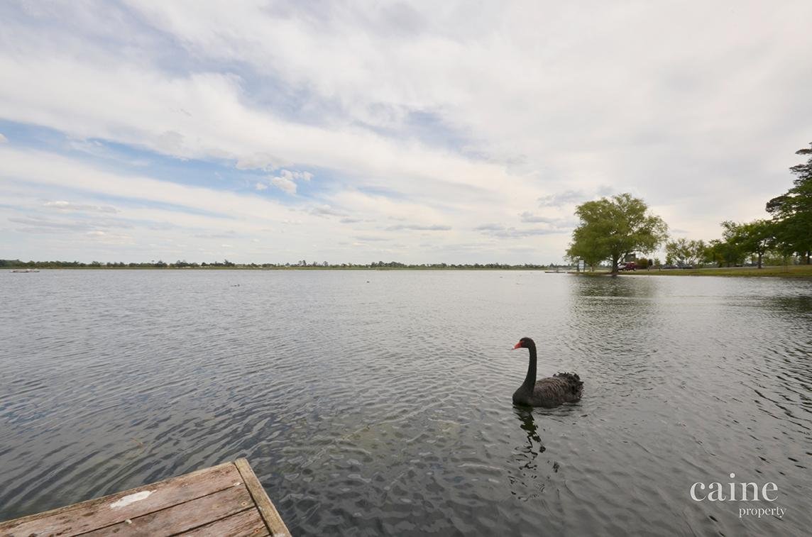 2 Boat Shed Wendouree Parade, Lake Wendouree image 5