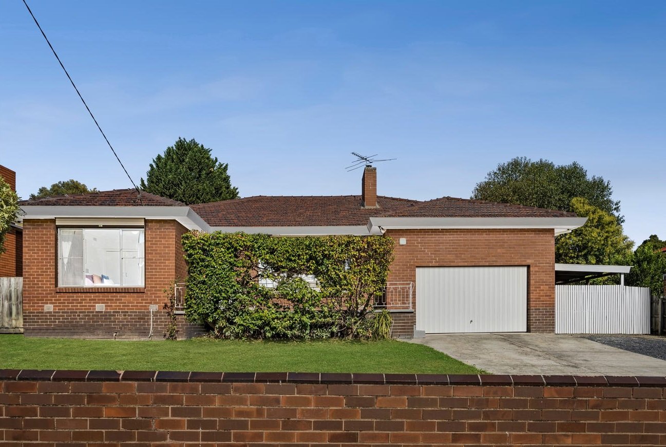 2 Bona Vista Road, Bayswater image 1