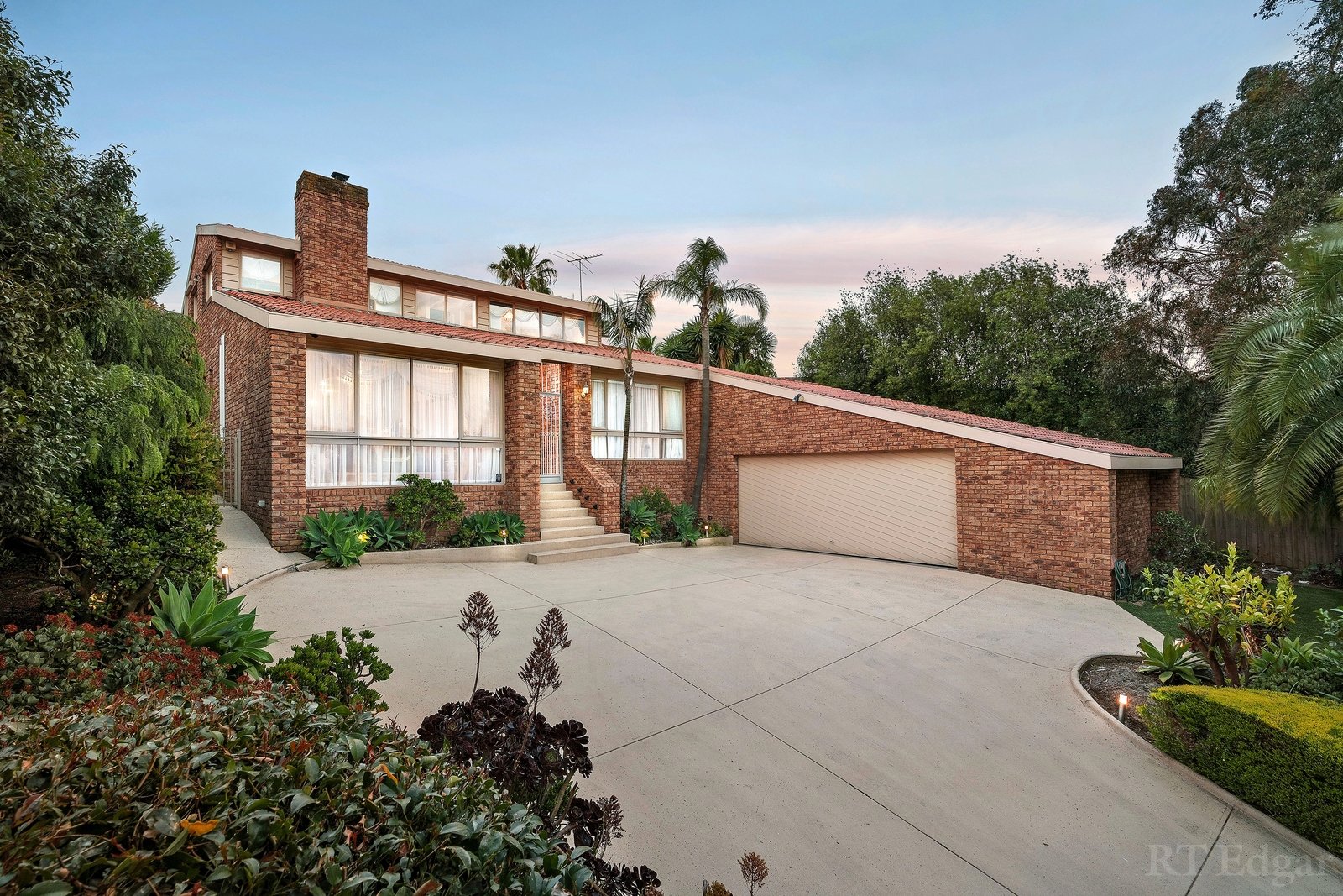 Property Gallery - Main Image