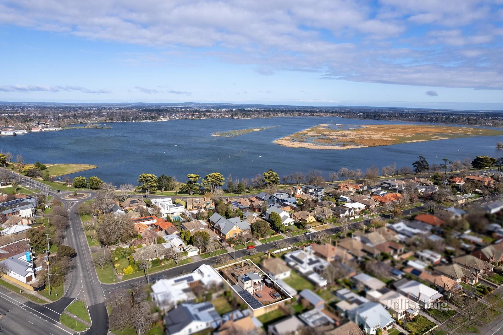 2 Brawn Avenue, Lake Wendouree image 25