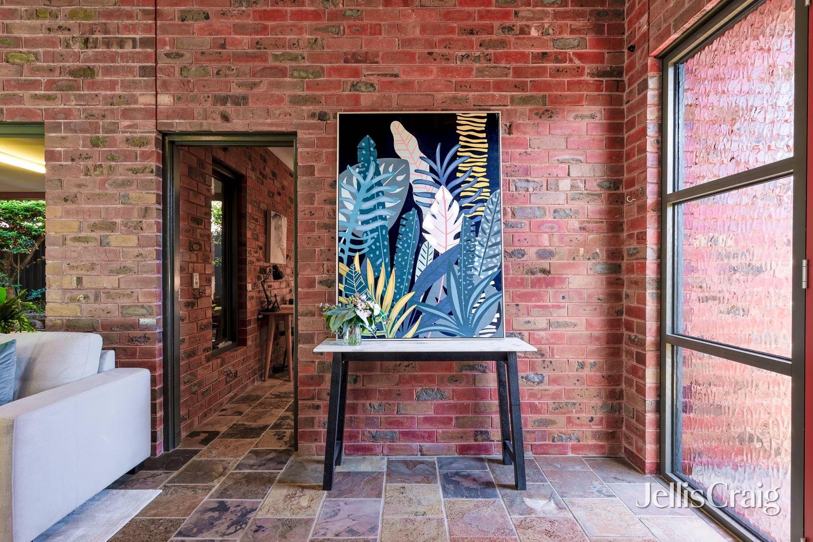 2 Briar Walk, Blackburn South image 3