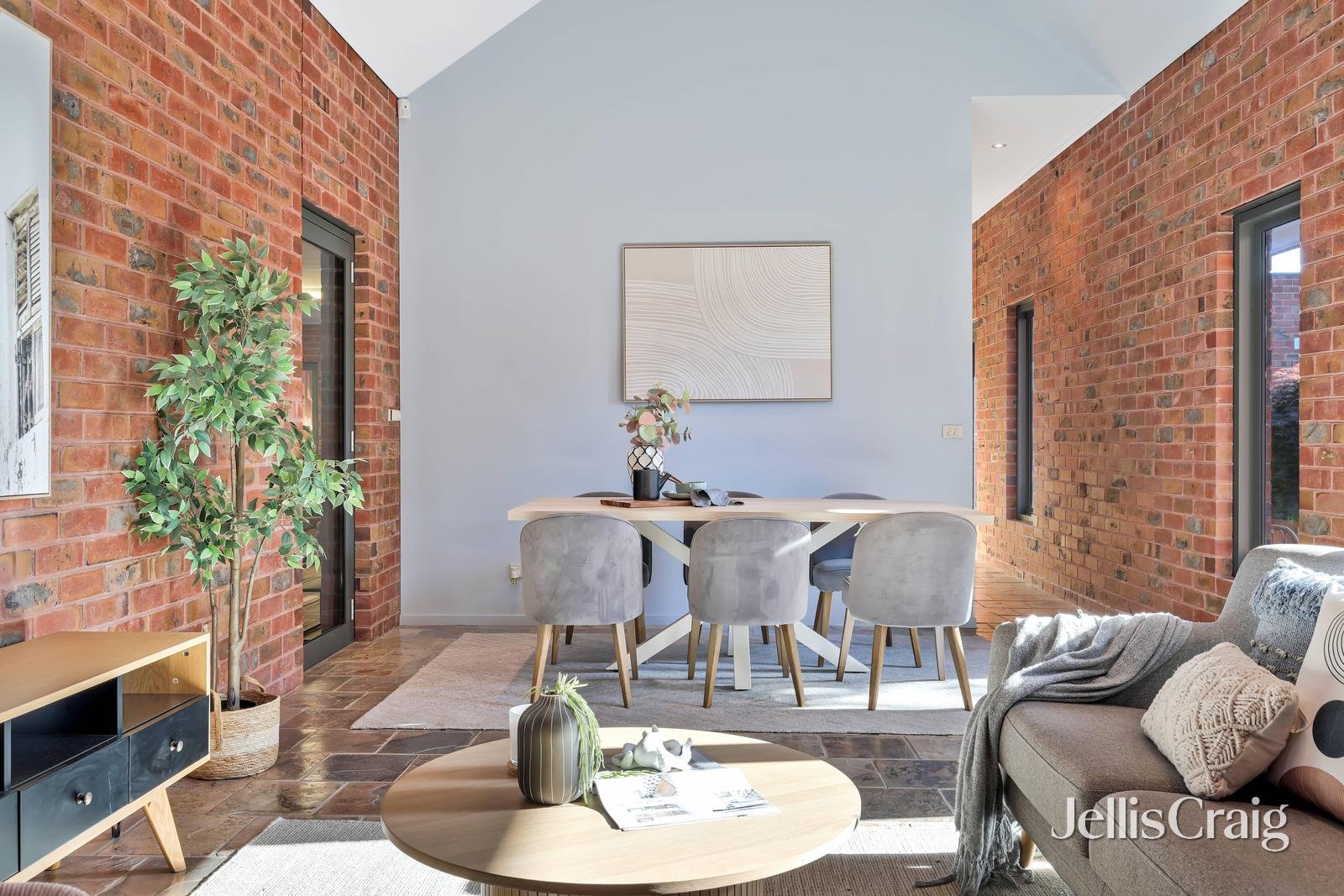 2 Briar Walk, Blackburn South image 6